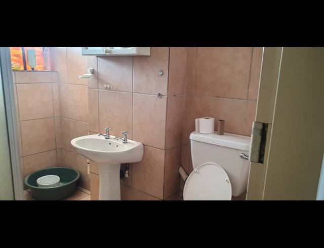 123M² OFFICE FOR SALE IN SONHEUWEL